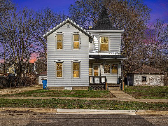 2nd image of 81 & 79 McKinley Ave S