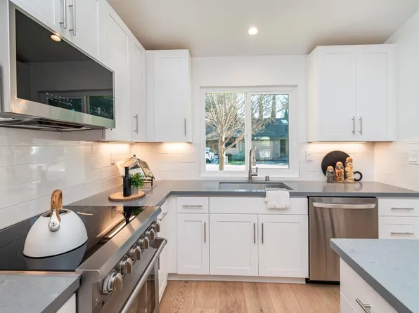 874 Professional Drive, Napa, CA 94558