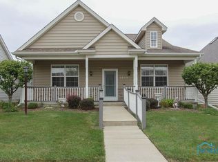 5643 Breezy Porch Dr, Sylvania, OH 43560
