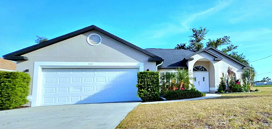 460 Rotonda Cir — Photo 2