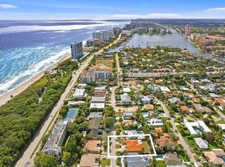 237 NE Wavecrest Way, Boca Raton, FL 33432