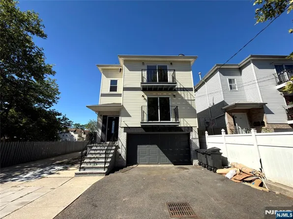 66 Montclair Ave, Newark, NJ 07104