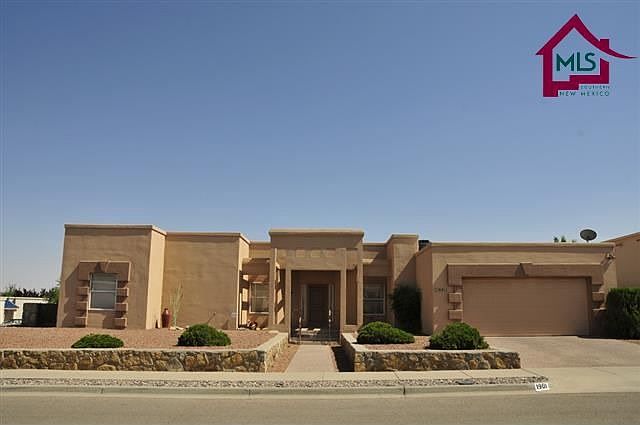 1st image of 1901 Desert Greens Dr