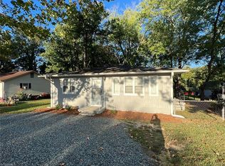202 Goforth Dr, Thomasville, NC 27360