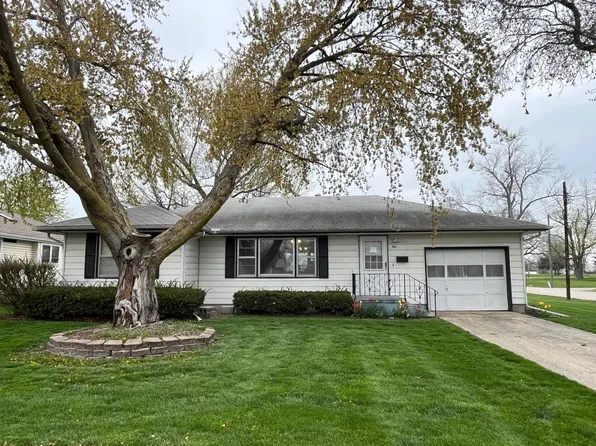 301 10th St, Chillicothe, MO 64601