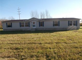 8714 Pierce Rd, Garrettsville, OH 44231