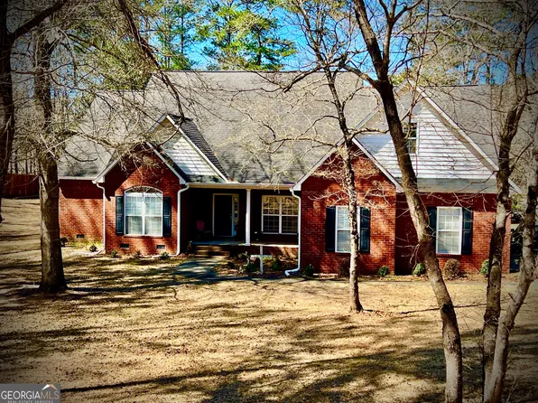 1011 Trinity Hills Dr, Dublin, GA 31021