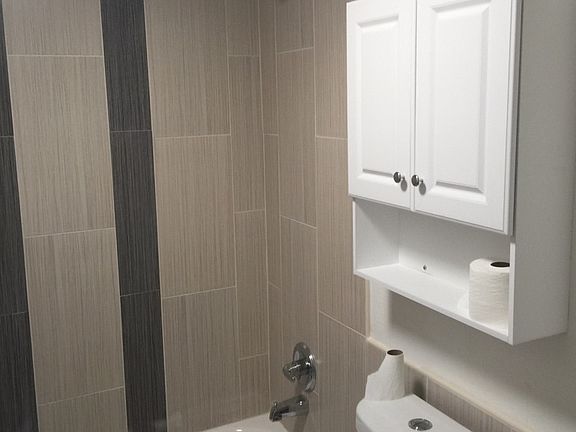 Upstairs Bath Detail