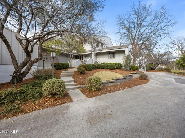 19 Batts Hill Road, New Bern, NC 28562