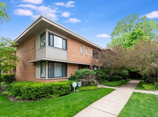 537 Ridge Rd #537, Wilmette, IL 60091
