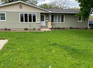 939 E Ridgeway Ave #939, Waterloo, IA 50702