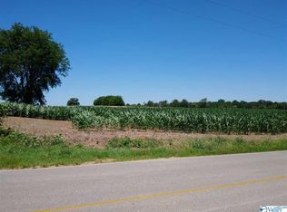 18705 Meadows Rd, Athens, AL 35613