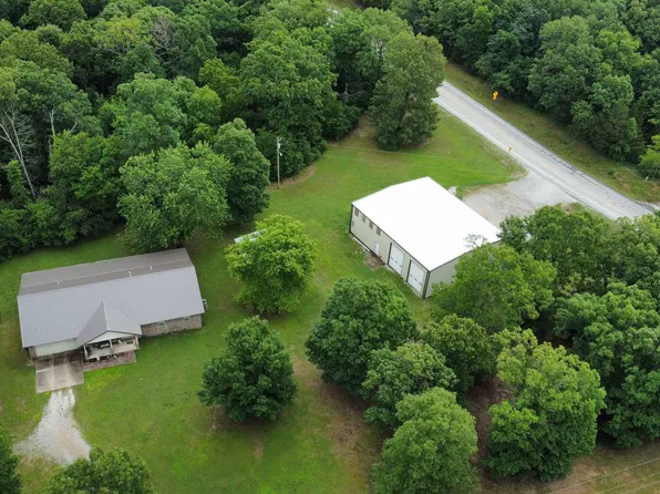 186 Wilcox Dr, Mountain View, AR 72560