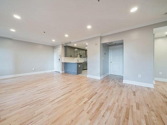 3rd image of 63 Sussex St #8