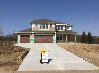 4152 Settlers Ridge Rd NE, Belmont, MI 49306