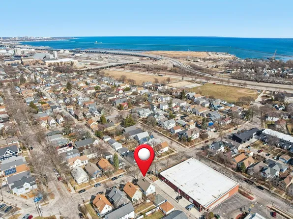 817 E Otjen St, Milwaukee, WI 53207