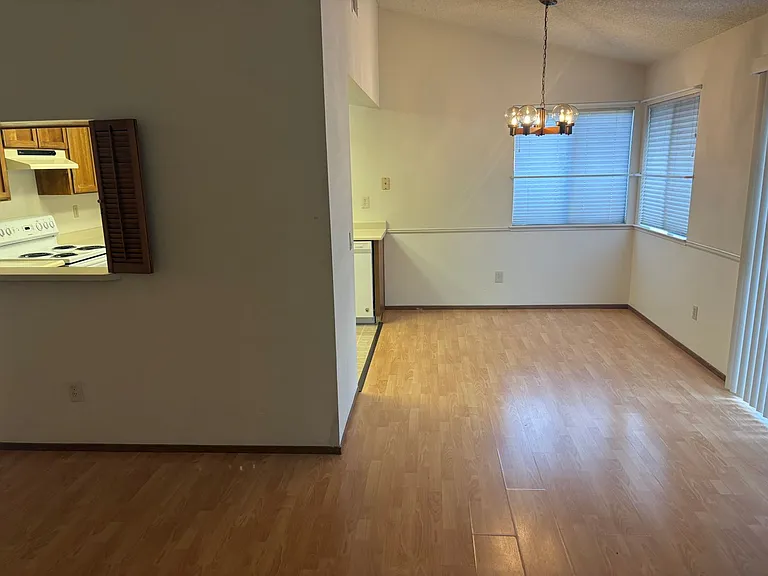 4509 Wrenford Way — Photo 6