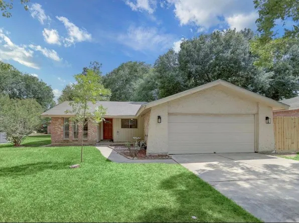 23107 Banquo Dr, Spring, TX 77373