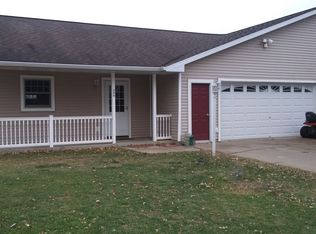 526 28th Ave N UNIT 1, Menomonie, WI 54751