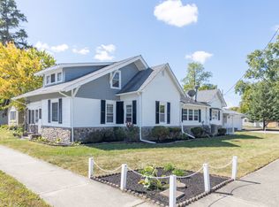 413 S Main St, Shirley, IN 47384