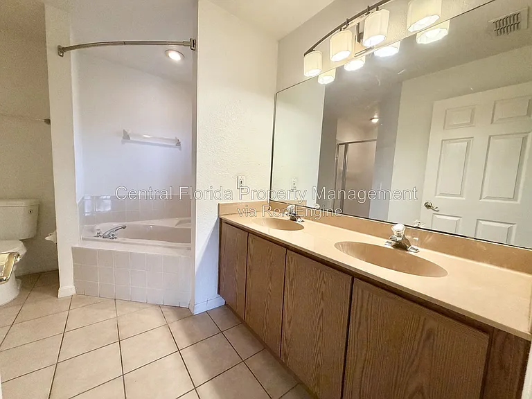3805 Springlake Village Ct — Photo 13
