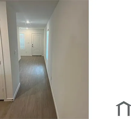 1840 Sanderling St — Photo 2
