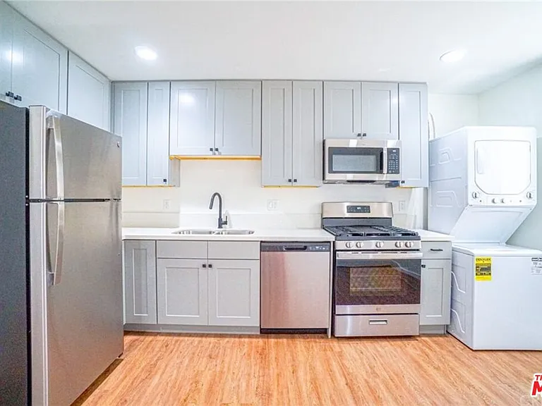 6469 Calhoun Ave — Photo 3