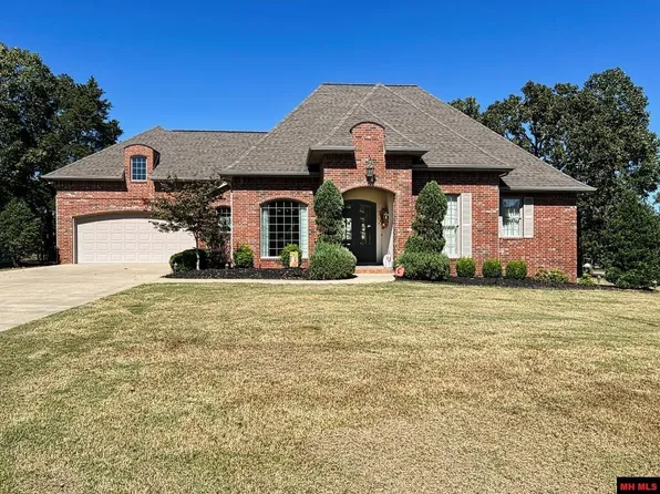 607 Colewood Dr, Mountain Home, AR 72653