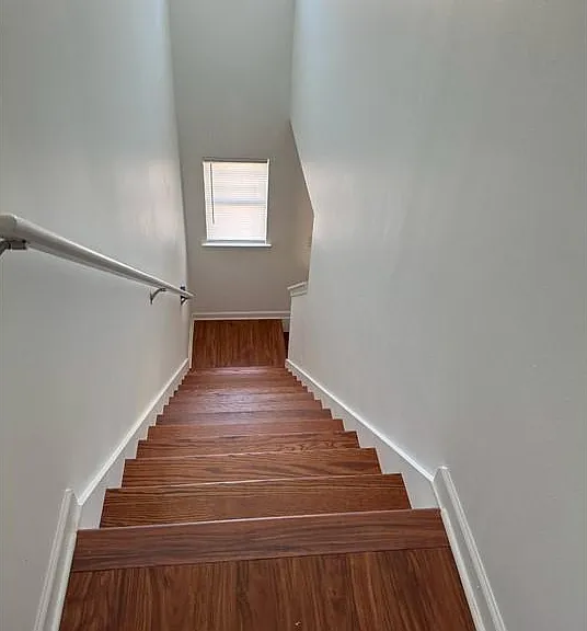 Ellenwood Dr — Photo 10