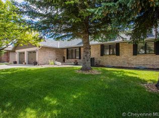 725 Rodeo Ave, Cheyenne, WY 82009