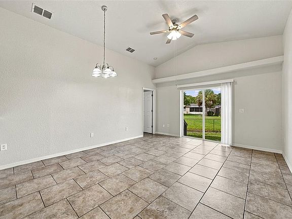 3rd image of 12617 SOCIAL DRIVE