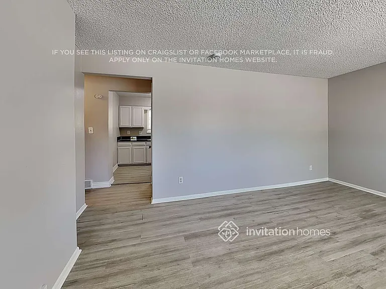 1284 Ember St — Photo 4