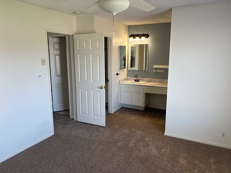 11071 Grant Way — Photo 10