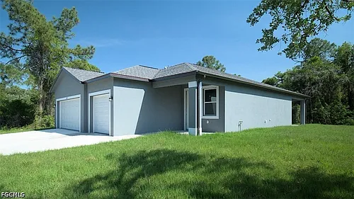 2102 Canton Ave Photo 1