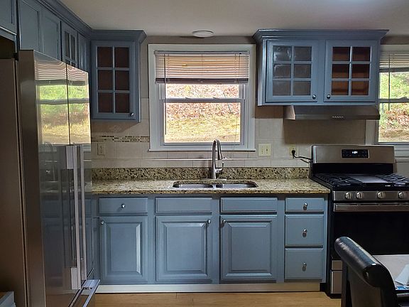 Kitchen Eat-in just redone