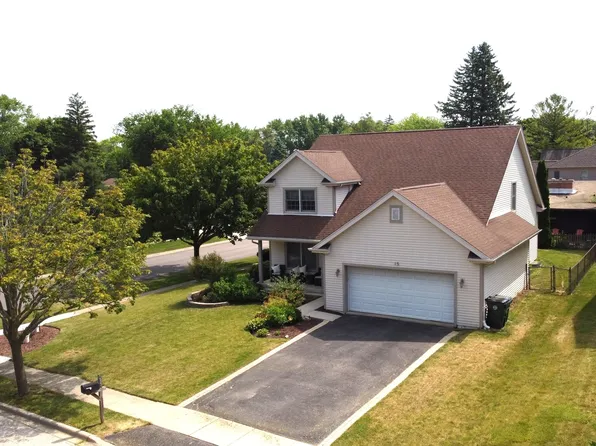 15 S Greenview Ave, Mundelein, IL 60060