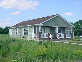 1st image of 897 Hunter Dr
