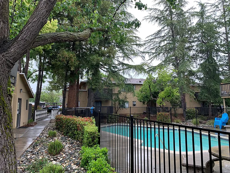 Woodbridge Place — Photo 13