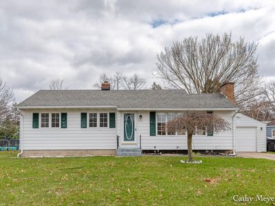 3660 Grape Ave NE, Grand Rapids, MI, 49525