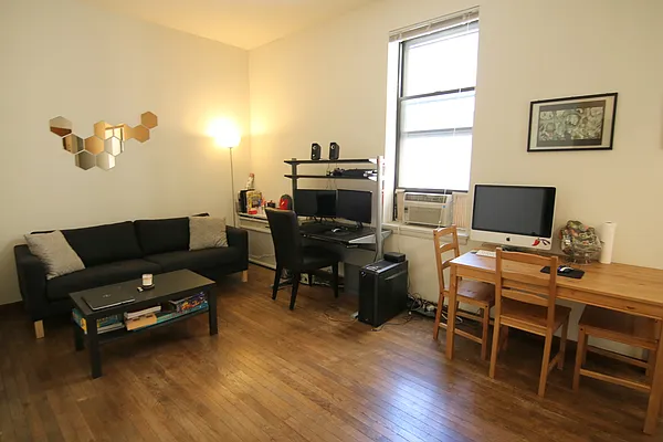 Rented by JK Dansar Corp | media 22