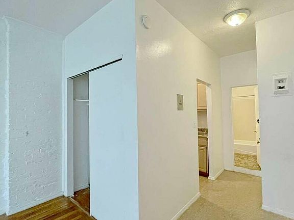 3rd image of 171 Avenue C #2