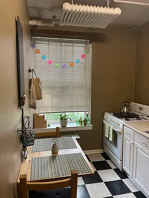 Rented by Garden Heights Realty | media 18