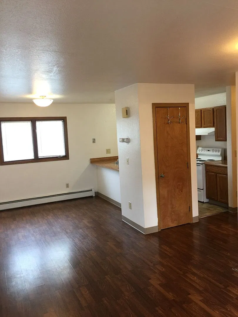 South Anchorage beautiful ground level 2bed with washer & dryer — Photo 4