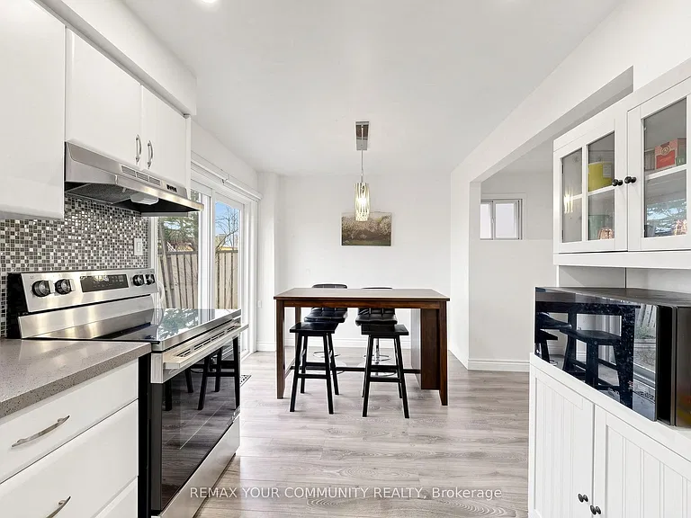 63 Patrice Cres #UPPER — Photo 13