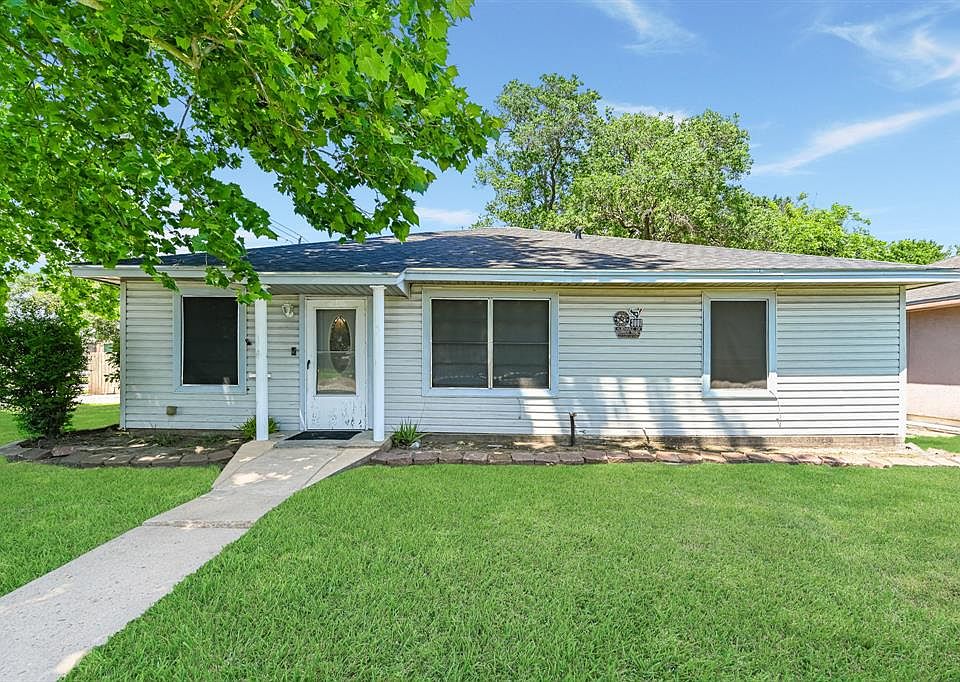 1st image of 3001 Albemarle Dr