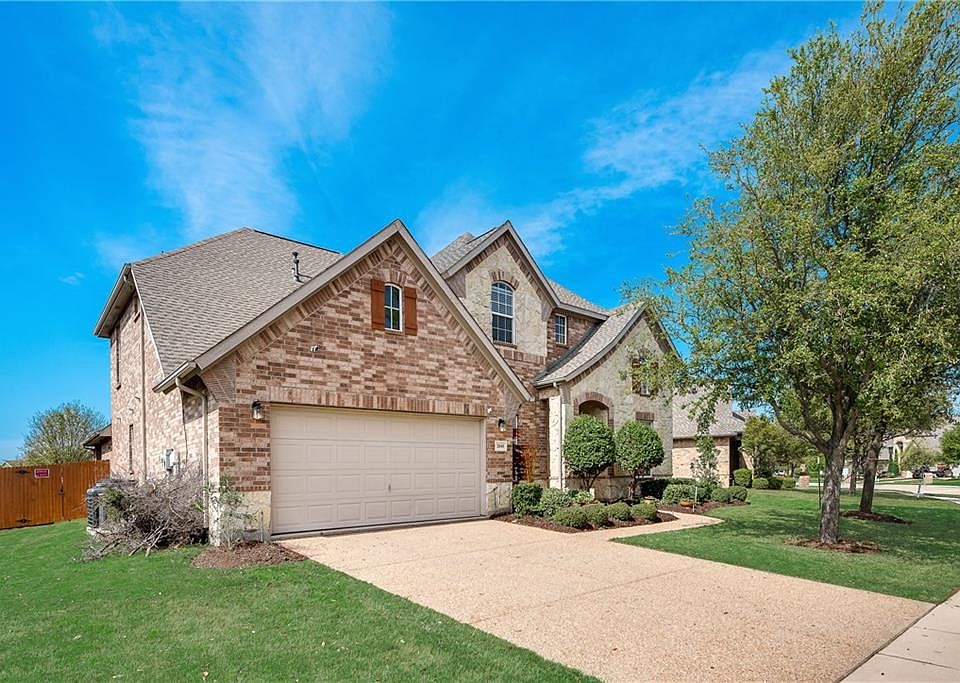 1st image of 2648 Greyhawk Dr