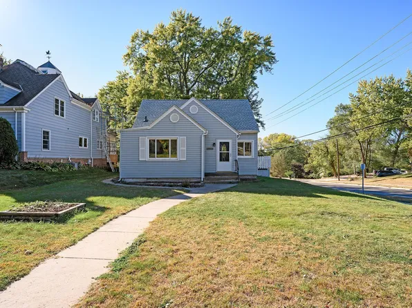 1927 Flandrau St, Saint Paul, MN 55109