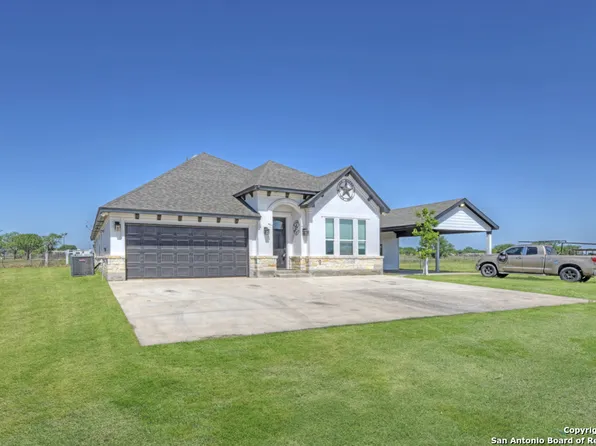 7001 BLUE MYTH, Elmendorf, TX 78112