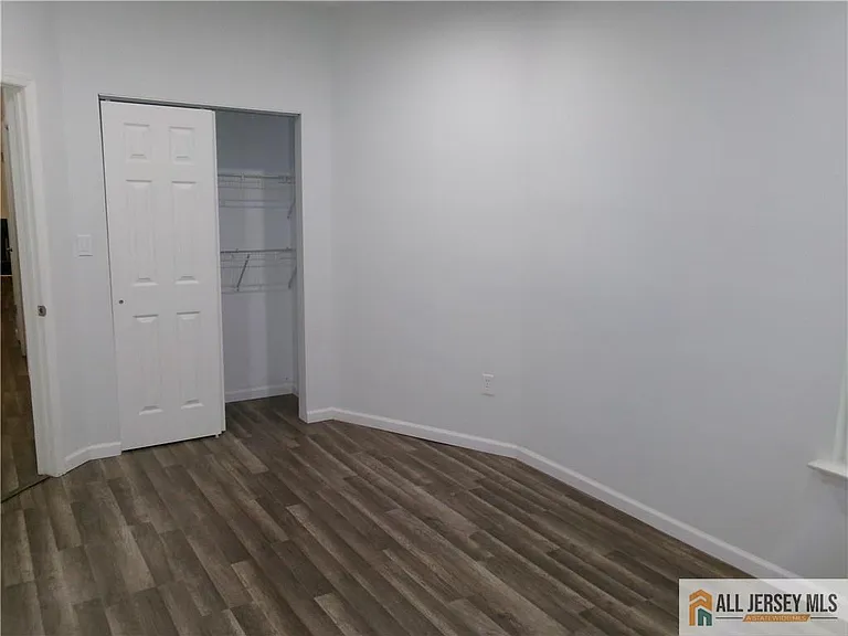 4261 Bayberry Ct — Photo 15