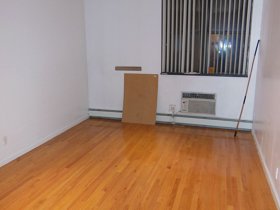 1st image of 8006 47th Ave #3
